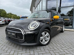 MINI 5-Deurs - 1.5 One | Airco | Navi | LMV | PDC | LED | Dealer Onderhouden|