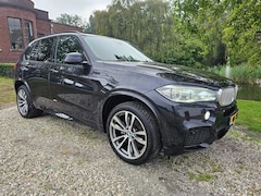 BMW X5 - XDrive40e High Executive M-sport dealer onderhouden