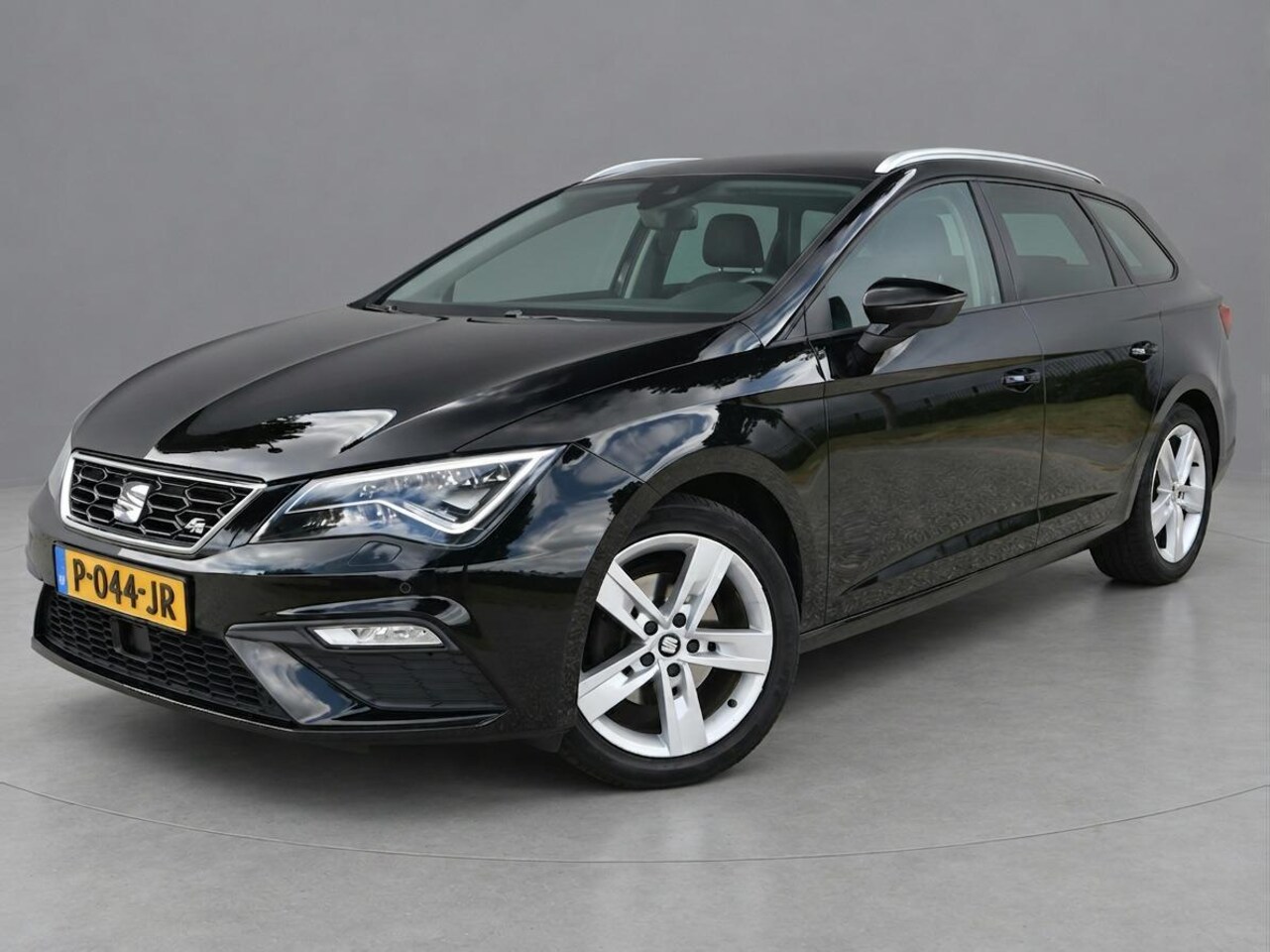 SEAT Leon ST - 1.5 TSI FR Business Intense | Clima | Cruise | Apple Carplay/Android Auto | Stoelverwarmin - AutoWereld.nl