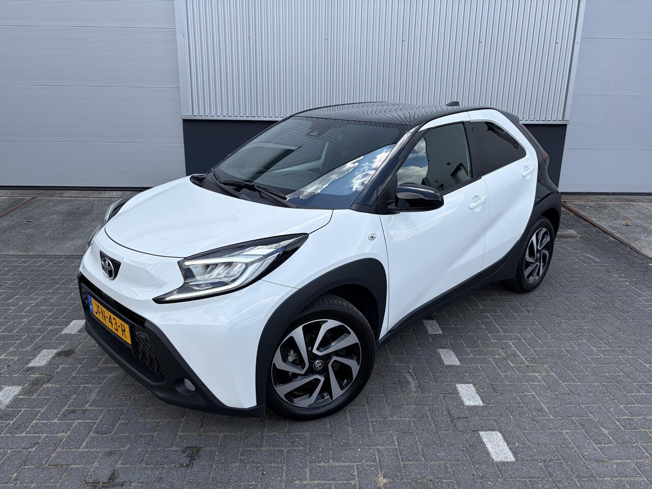 Toyota Aygo X - 1.0 VVT-i S-CVT Pulse Automaat | Org NL | - AutoWereld.nl