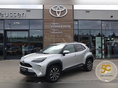 Toyota Yaris Cross - 1.5 Hybrid 115 DYNAMIC STOEL/STUURVERW KEYLESS 17'' LM-VELGEN CLIMA NAVI CAMERA APPLE/ANDR