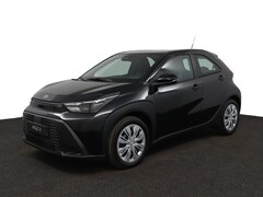 Toyota Aygo X - Hybrid 115 play | Nieuwe Auto |