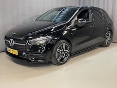 Mercedes-Benz B-klasse - 250 e Business Solution AMG Limited Night Pakket 18''/SOH 96%/Sfeerverlichting/DAB/PDC v+a