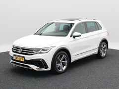 Volkswagen Tiguan - 1.4 TSi 245 Pk eHybrid R-Line Business+ | Stoelverwarming | Panoramadak | Adaptive Cruise