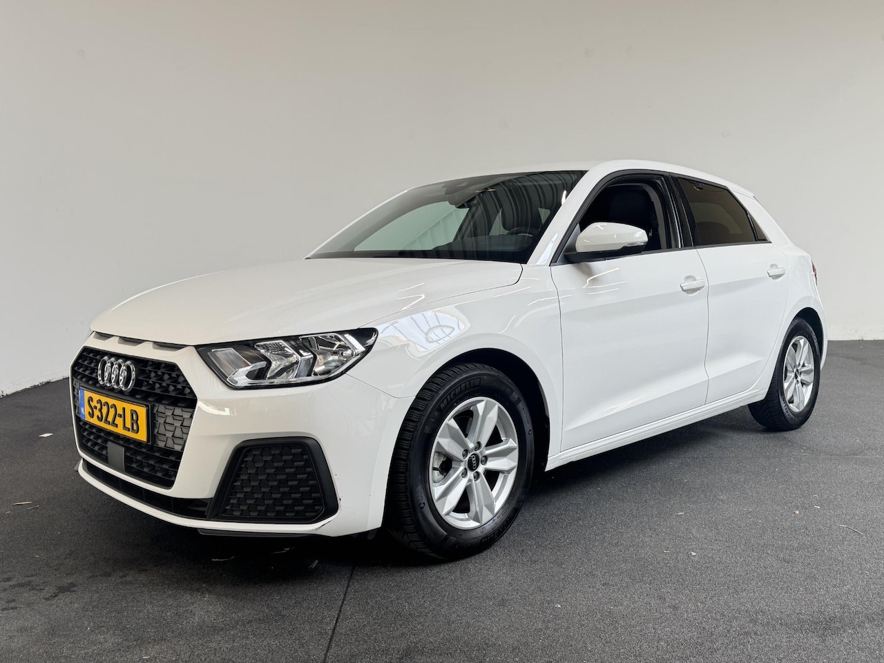 Audi A1 Sportback - 30 TFSI 110pk Pro Line Navigatie MMi plus Airco Cruise control Instap verlichting Sportsto - AutoWereld.nl