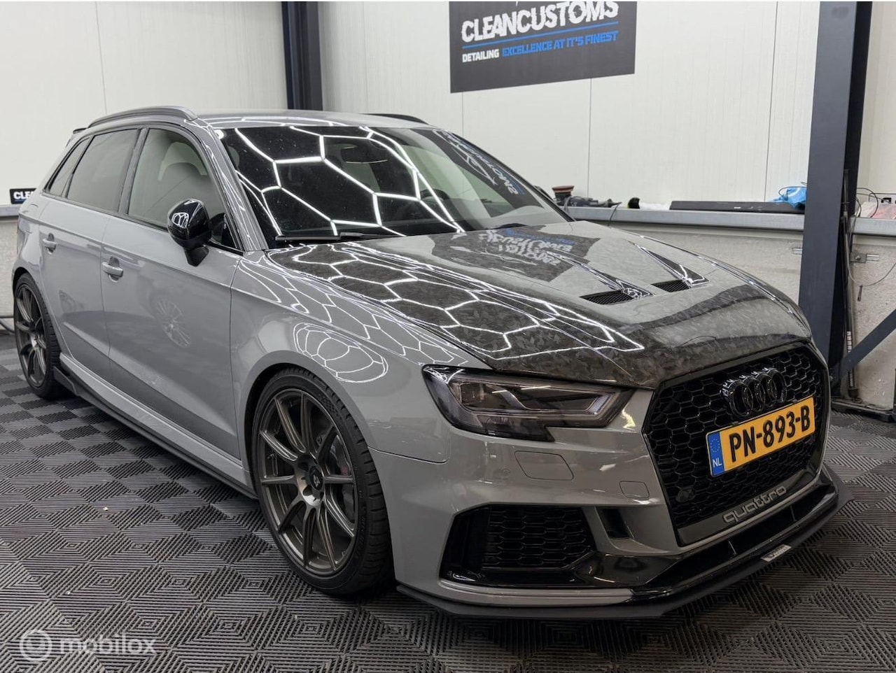 Audi RS3 - 2.5 TFSI RS3 quattro - AutoWereld.nl