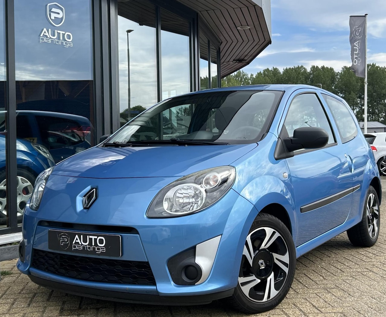 Renault Twingo - 1.2-16V 75PK | Nette Staat | 2e Eigenaar | NL AUTO | NAP | Distributie Riem is Vervangen | - AutoWereld.nl