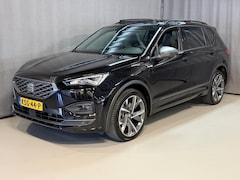 SEAT Tarraco - 1.4 TSI e-Hybrid PHEV FR Business Intense 20"/Panoramadak/Trekhaak/Camera/Keyless/Dodehoek