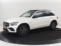 Mercedes-Benz GLC-klasse - 300e 4MATIC Business Solution AMG | SOH 89% | Panoramadak | Leder | 360 camera | Cruise co