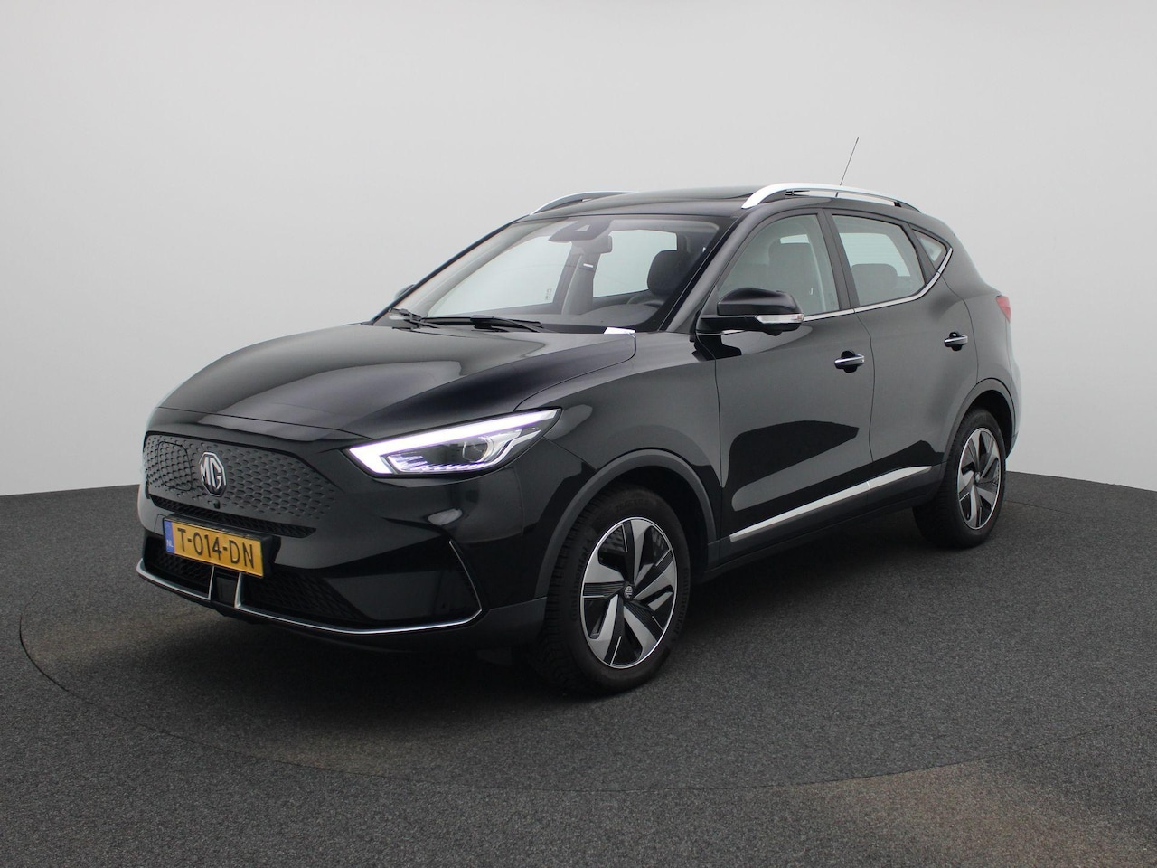 MG MG ZS EV - Long Range Luxury 70 kWh | SoH 98,4% | 360 graden camera | panoramadak | appel carplay/ an - AutoWereld.nl