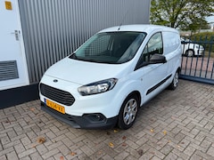 Ford Transit Courier - 1.0 Trend / BENZINE / AIRCO / CRUISE CONTROL / BPM VRIJ / SCHUIFDEUR / STOELVERWARMING / N