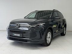 Volkswagen Tiguan - 1.5 eTSI | Navigatie | Camera | Stoelverwarming | Climate Control |