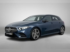 Mercedes-Benz A-klasse - 180 Business Solution AMG | Nightpakket | Sfeerverlichting | Keyless-Go | Stoelverwarming