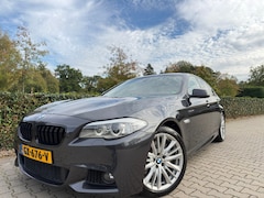 BMW 5-serie - 550i High Executive , M Pakket , Clima / Cruise / Camera / Groot Navi-Multimedia / Schuifd