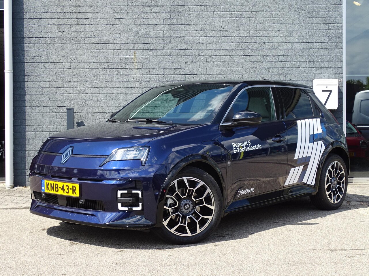 Renault 5 - comfort range Roland-Garros 52 kWh | Demo | Pack Safety & Advanced Driving Assist / Harman - AutoWereld.nl