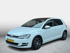 Volkswagen Golf - 1.2 TSI Highline | Panoramadak | Xenon | Stoelverwarming | Navi/Carplay/Android | Keyles |