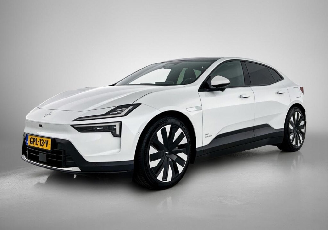 Polestar 4 - Long Range Single Motor 100 kWh | Plus Pack | Pro Pack | - AutoWereld.nl