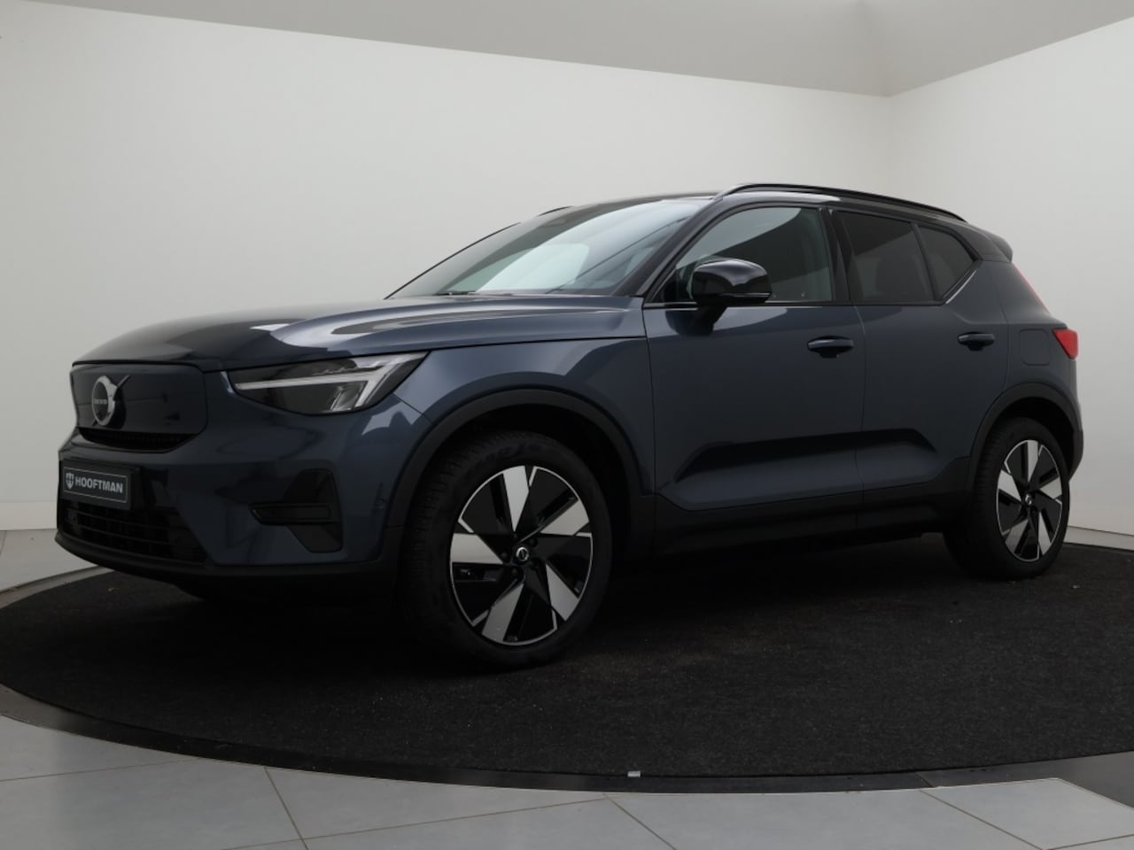 Volvo EX40 - EXTENDED RANGE ULTRA SCHUIFDAK HARMAN KARDON ELEK.STOELEN - AutoWereld.nl