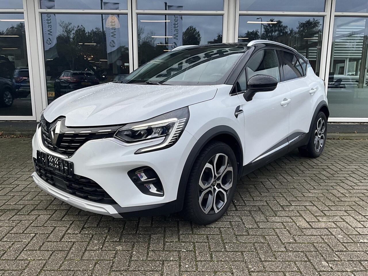 Renault Captur - 1.3 TCe 140 Intens trekhaak - AutoWereld.nl
