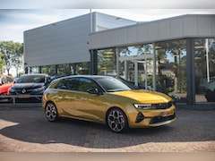Opel Astra - 1.2 Turbo 130 PK Ultimate Automaat Panodak | Camera | AGR Stoelen | Dodehoek Detectie | Ad