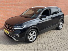 Volkswagen T-Cross - 1.0 TSI 110pk DSG Style Navigatie Apple Carplay / Android Auto Camera Parkeer sensoren Dab