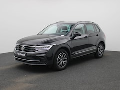 Volkswagen Tiguan - 1.4 TSI eHybrid Life 245 PK| SoH 98, 67% | Dealeronderhouden | Navigatie | Stoelverwarming