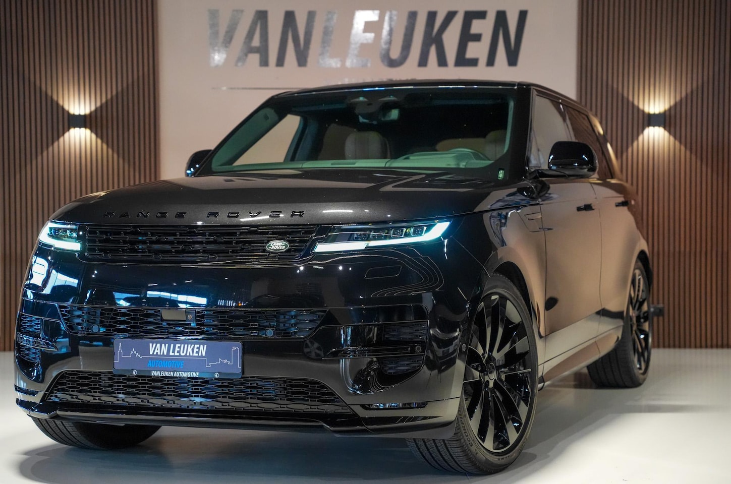 Land Rover Range Rover Sport - P460e Dynamic HSE P460e Dynamic HSE - AutoWereld.nl