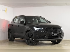 Volvo XC40 - B3 177PK Automaat Plus Black Edition / Cruise control / Harman Kardon / 20'' velgen / Elek