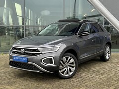 Volkswagen T-Roc - 1.5 TSI 150pk Automaat / Panoramadak / Leder / IQ Light / Camera