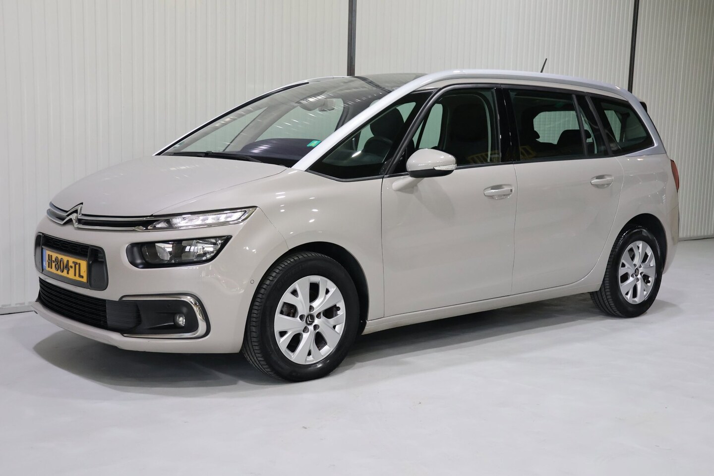 Citroën Grand C4 Picasso - 1.2 PureTech Feel AUTOMAAT - 7 PERSOONS - NETTE STAAT - TREKHAAK! - AutoWereld.nl