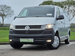 Volkswagen Transporter - 2.0 TDI T6.1 150Pk L2 NAP Carplay Euro6 Airco Voorruitverwarming Onderhoudshistorie Achter