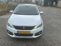 Peugeot 308 SW - 1.2 PureTech Blue Lease Executive