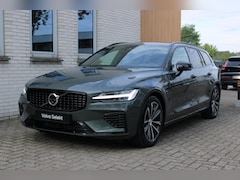 Volvo V60 - T8 Plug-in hybrid AWD Plus Dark | Allweatherbanden | Panoramadak | Trekhaak | Verwarmbare