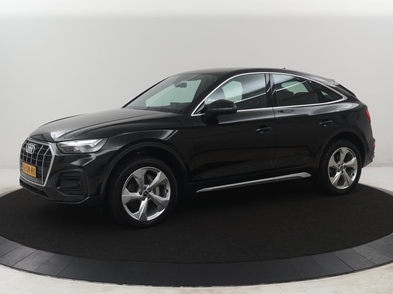 Audi Q5 Sportback - 50 TFSI e | SOH 98,9 % | Head-up display | Navigatie | Cruisecontrol | Stoelverwarming | V - AutoWereld.nl