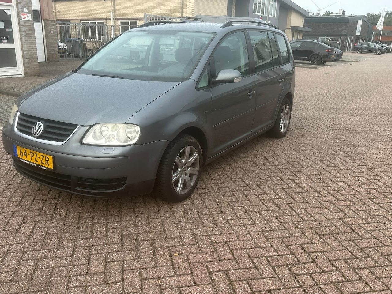Volkswagen Touran - 1.6-16V FSI 1.6-16V FSI - AutoWereld.nl