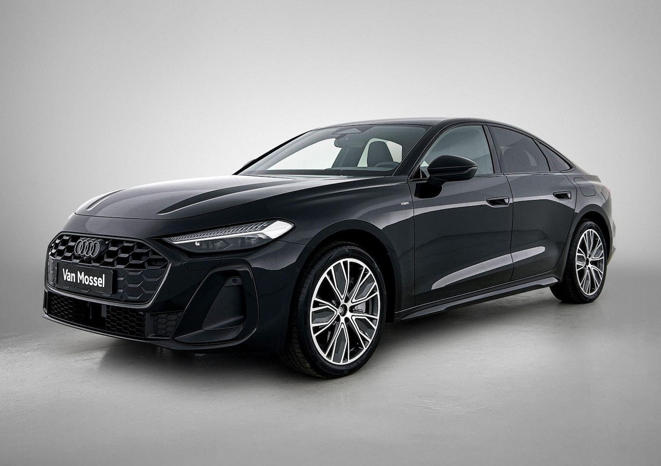 Audi A5 Limousine - 2.0 e-hybrid quattro S edition Trekhaak | Privacy Glas | Matrix LED-Koplampen | Stoelverwa - AutoWereld.nl
