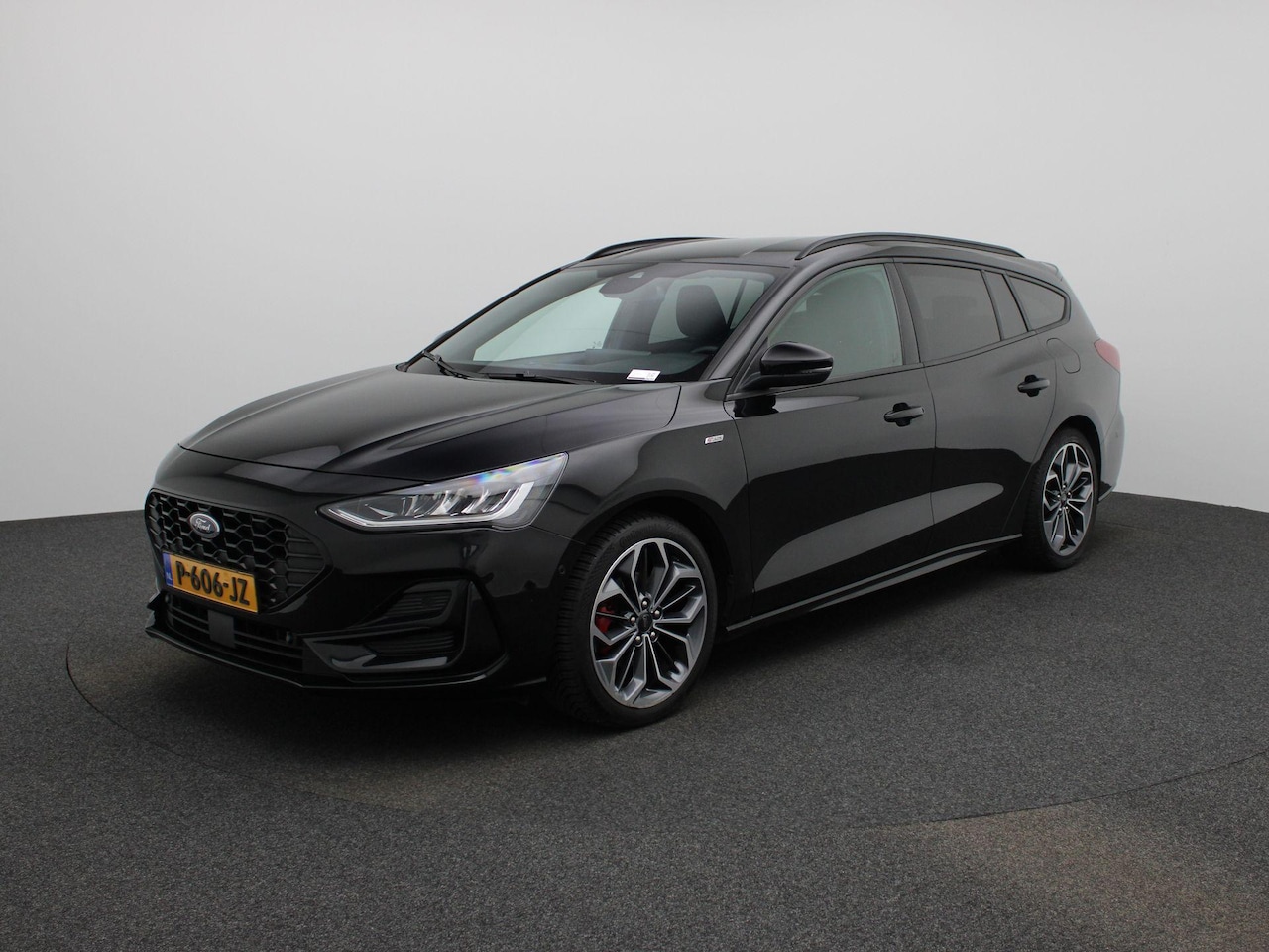 Ford Focus Wagon - 1.0 EcoBoost ST Line X Business | Climate Control | Adaptive Cruise Control | Winterpack | - AutoWereld.nl