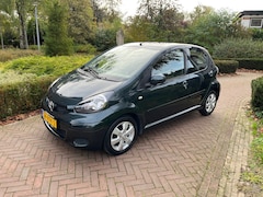 Toyota Aygo - 1.0-12V Aspiration Green Navigator- AUTOMAAT, Bij specialist