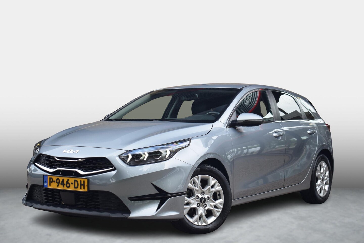 Kia Cee'd - Ceed 1.0 T-GDi DynamicPlusLine NAVI|STOEL+STUURVW|CAMER - AutoWereld.nl
