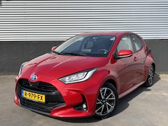 Toyota Yaris - 1.5 Hybrid Dynamic Nieuw geleverd, Dealeronderhouden, Smart Key, Lichtmetalen velgen, LED,