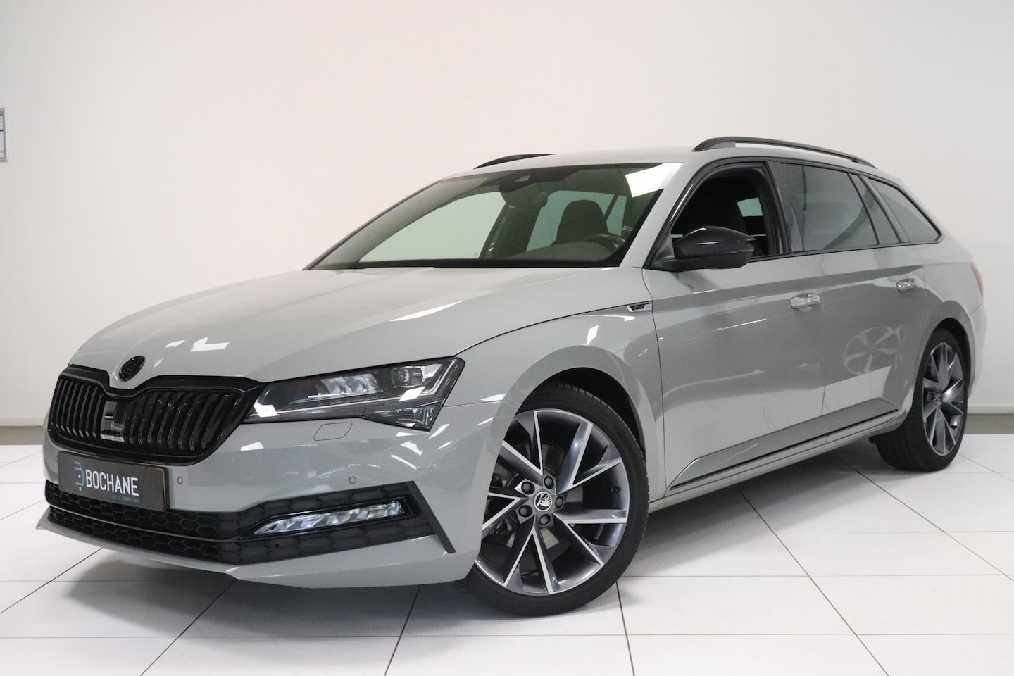 Skoda Superb Combi - 1.5 TSI ACT Sportline Business | Apple Carplay Android Auto | Trekhaak | Stoel en Stuurwie - AutoWereld.nl