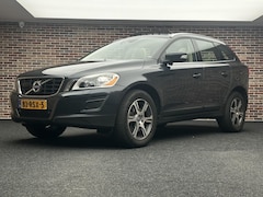 Volvo XC60 - 2.0 T5 Summum Pano| Lichte bekleding