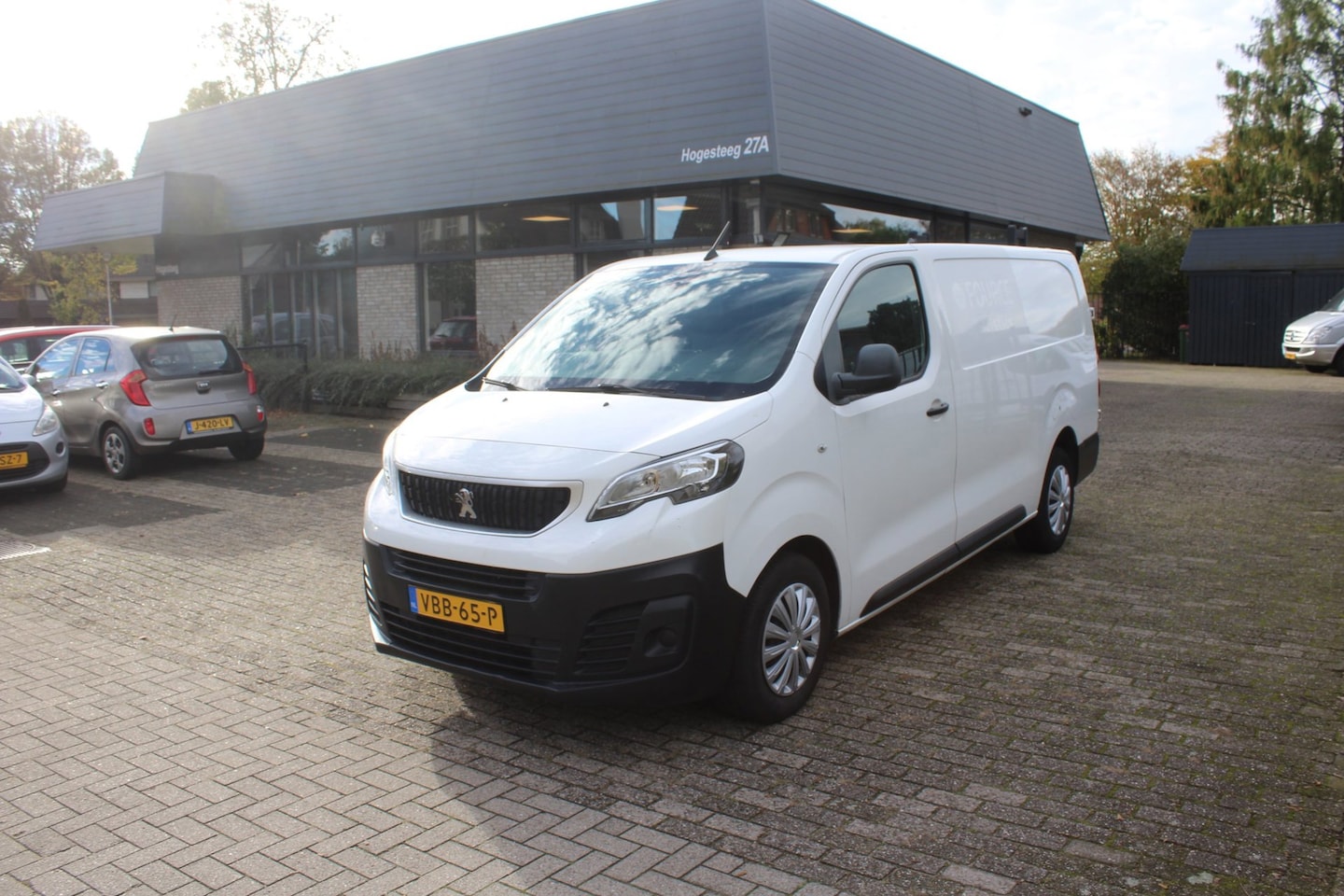 Peugeot Expert - 2.0 BlueHDI 150 Long Premium 2.0 BlueHDI 150 Long Premium - AutoWereld.nl