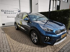 Kia Niro - 1.6 GDi PHEV ExecutiveLine Plug-In Navi / Carplay Stoel-stuur verwarming / koeling Dodehoe