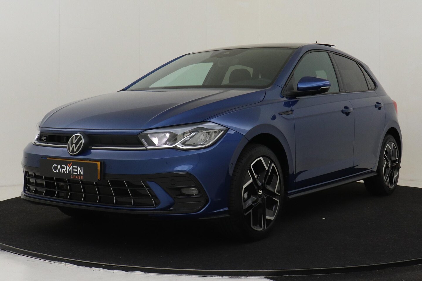 Volkswagen Polo - 1.0 TSI R-LINE EDITION -PANO.DAK|KEYLESS|CARPLAY|STOELVERW.|DODEHOEK|PARKEERASST.|PRIVACY. - AutoWereld.nl