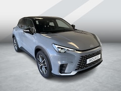 Lexus LBX - 1.5 Emotion 2WD