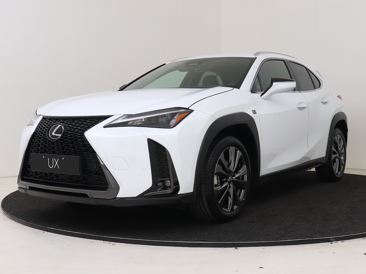 Lexus UX - 300h 35th Edition | Lederen Bekleding | Stoelverwarming | 18" Velgen | Verhuur - AutoWereld.nl