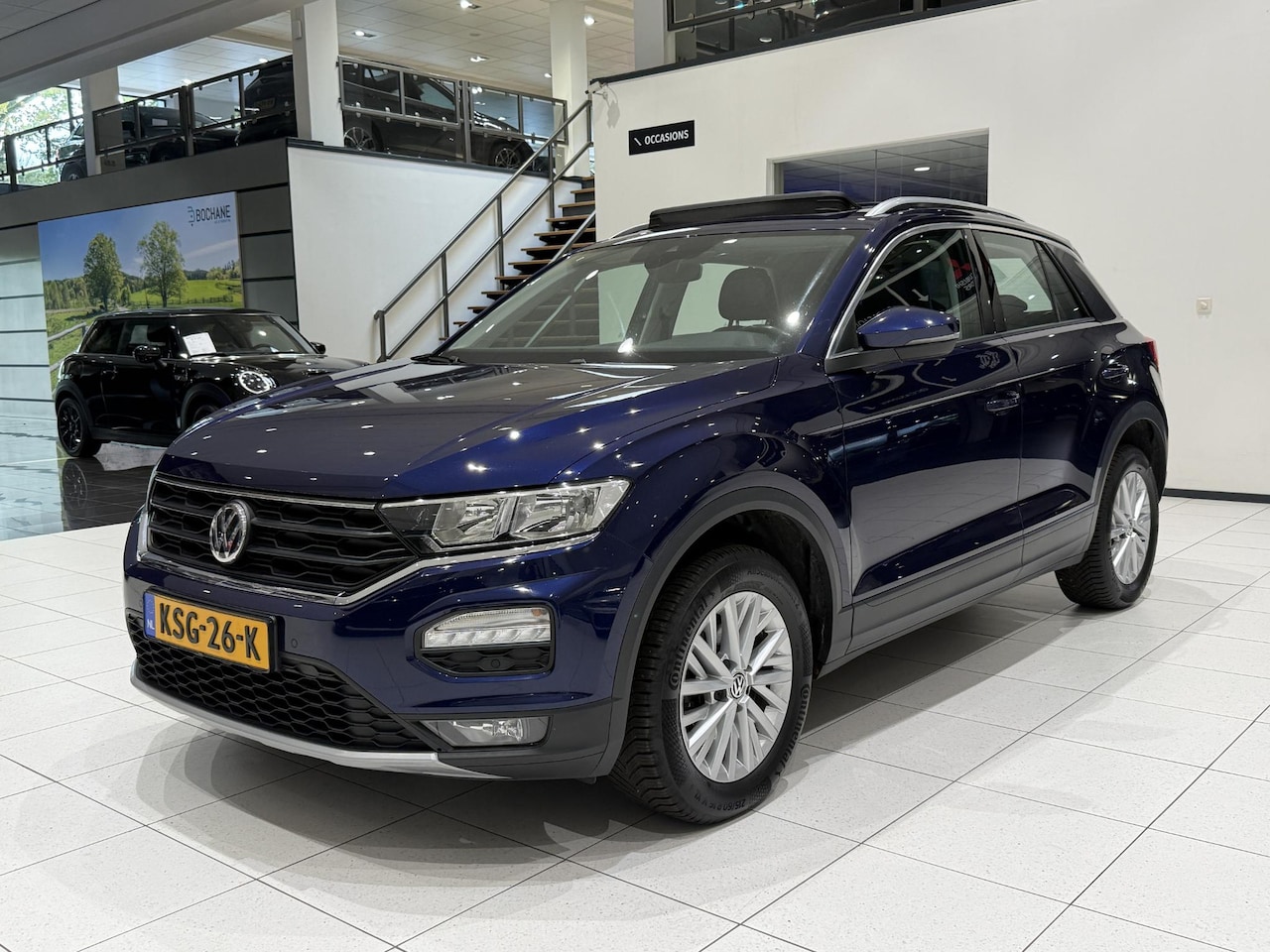 Volkswagen T-Roc - 1.5 TSI Style | Trekhaak | Panoramadak | Stoelverwarming | Camera | - AutoWereld.nl