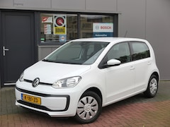 Volkswagen Up! - 1.0 60pk , Cruisecontrol , Navigatie, Camera , Maps & More , Parkeersensoren. DAB+ , Smart