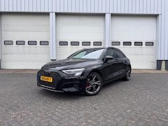 Audi A3 Sportback - 35 TFSI S edition 150PK | B&O | Dynamica stoelen incl. rode stickels | Parkeerhulp Plus |